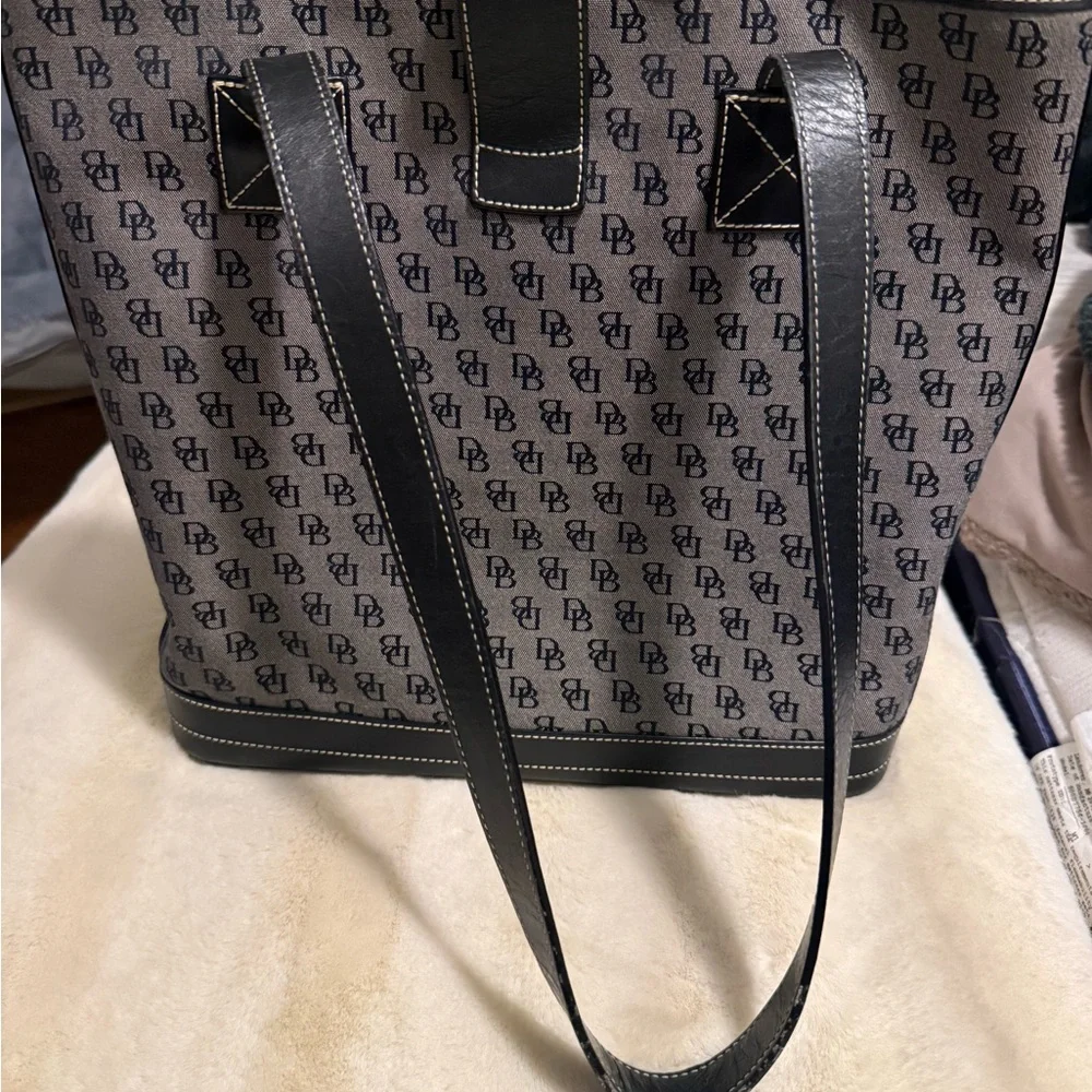 Dooney and Bourke Black and Gray Monogram Tote Bag with Buckle Closure - Picture 4 of 9